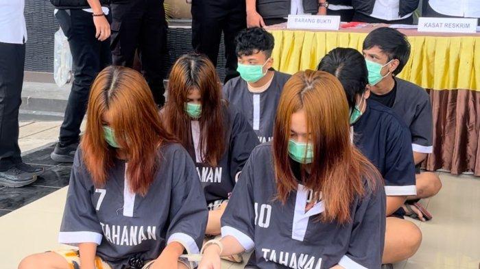 Promosikan Judi Online Lewat Akun Medsos Lima Selegram di Kota Metro Ditangkap Polisi