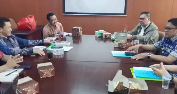 Mediasi Alzier Dianis Thabranie dan Kemendagri