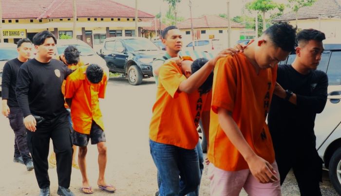 Empat Pria Gilir Gadis Mabok di Cafe Distrik 13 Kampung Tunggal Warga Tulang Bawang