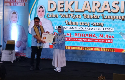 Bunda Reihana Terima Surat Tugas Partai Gerindra, Langsung Deklarasi Calon Walikota