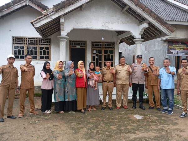 Camat Way Sulan Bina Warga Cegah Stunting