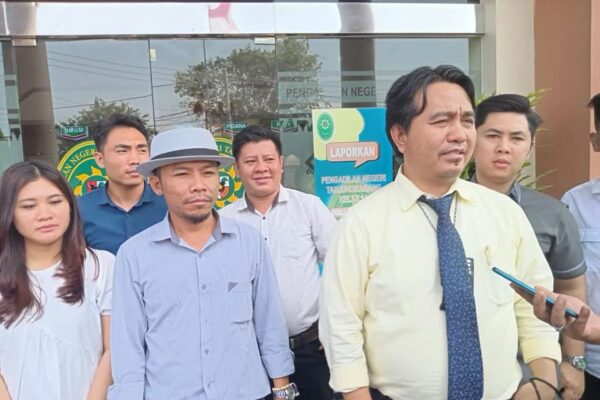 Masa Tahanan Hampir Habis, Kasasi Terpidana Gratifikasi Dinas PMD Lampura Belum Teregistrasi MA