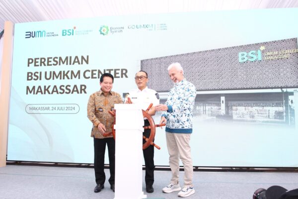 Resmikan UMKM Center Makassar, BSI Perkuat Pemberdayaan UMKM di Indonesia Timur