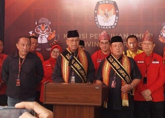 Arinal-Sutono Daftar KPU Kader Golkar Desak Sanksi Partai