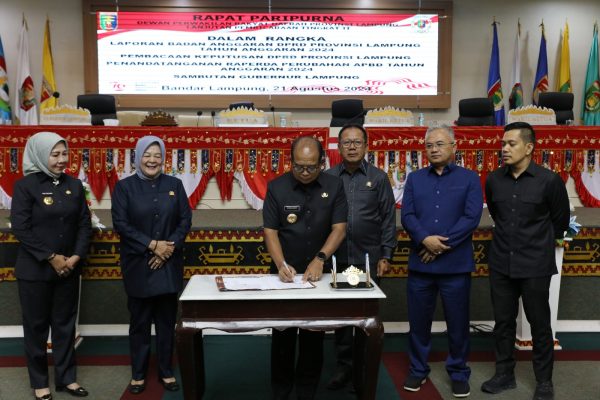 Pemprov dan DPRD Lampung Setujui APBD Perubahan Rp8,5 Triliun