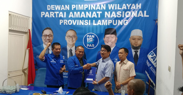 PAN Usung Hamartoni Ahadis-Romli Maju Pilkada Lampung Utara