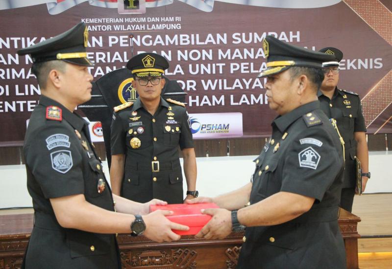 Kakanwil Kemenkumhan Lantik Farizal Antony Karutan Sukadana