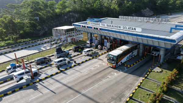 Volume Kendaraan di Tol Bakter pada Long Weekend Maulid Nabi 2024 Meningkat