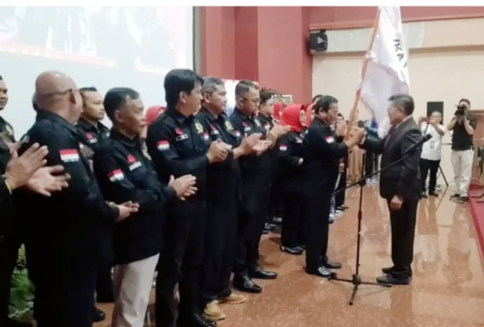 Bey Sujarwo Ketua LBH IKA FH Unila