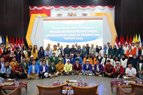 Pj. Gubernur Samsudin Lepas 55 Peserta Program Perguruan Tinggi Membangun Desa 2024