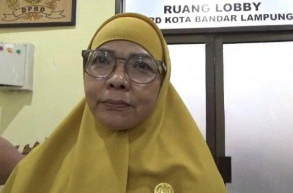 Dinas Pendidikan Kota Bandar Lampung Anggarkan Belanja Tas Untuk SD dan SMP Hingga Rp15 Miliar, Padahal Murid Beli Baju dan Peralatan Sendiri