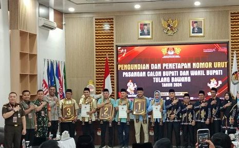 Qodratul-Hamka Nomor 2 Winatri-Reynata Nomor 1 Hendriasyah-Daniel Nomor Urut 3