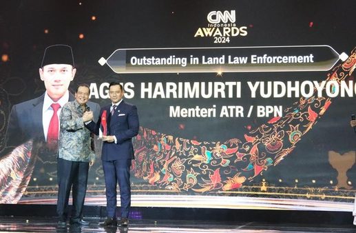 AHY Raih Penghargaan Outstanding in Land Law Enforcement CNN