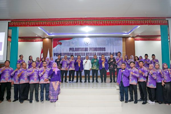 Pj Gubernur Samsudin Hadiri Pelantikan PDHI Lampung