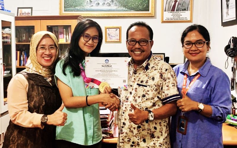 Mahasiswi UBL Laras Whisanty Peraih Mendali Emas di Ajang Peksinas Lagu Keroncong