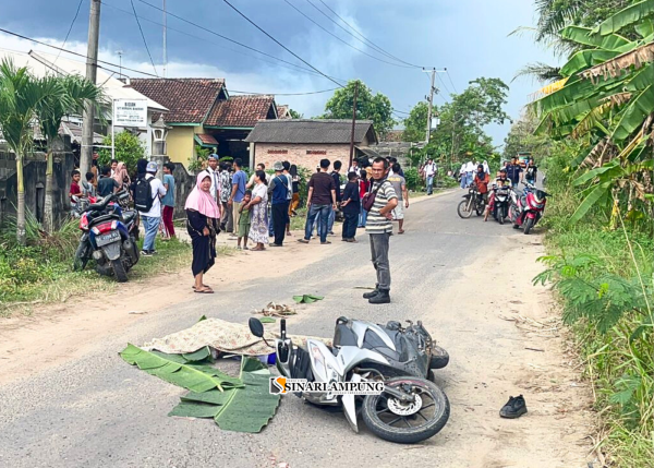 Mobil Truck PT Wahana Mas Lindas Siswa SMAN 1 Bunga Mayang