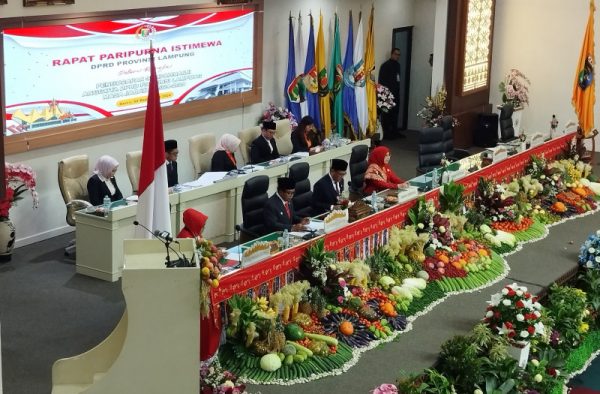 Dilantik Jadi Ketua DPRD Lampung Sementara, Ini Pesan Ahmad Giri Akbar