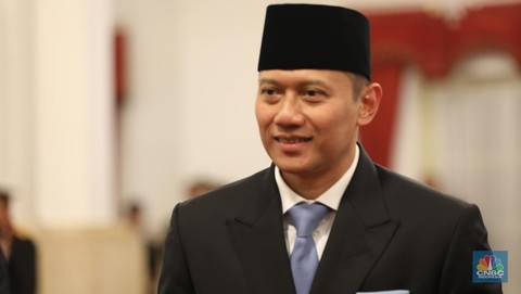 Menko AHY Komandoi Lima Menteri