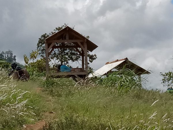 Pondok Taman Wisata Bukit Nyampiw Terbengkalai dan Jadi Sarang Mesum