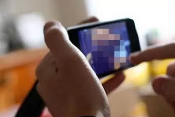 Pria di Way Kanan Sebar Foto dan Vidio Syur Istri Sendiri Kepada Orang Lain