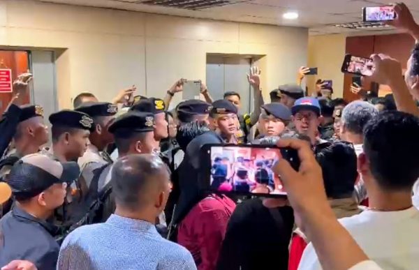 Nyaris Bentrok Sesama Pengurus PWI dan Petugas Keamanan Gedung Dewan Pers