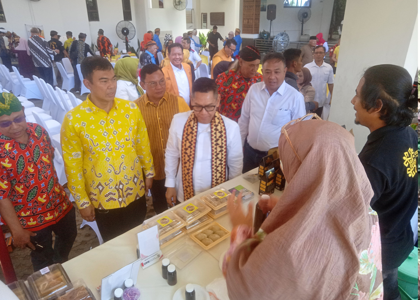 Hadir Di Lampung, Adies Kadir Akan Bantu Modal UMKM