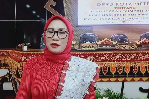 Ria Hartini Srikandi Banteng Kini Ketua DPRD Kota Metro