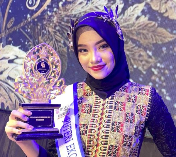 Siswi MAN 2 Bandar Lampung Raih Gelar Juara Puteri Ekowisata Intelejensia Indonesia 2024