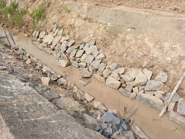 Selain Dikerjakan Asal-asalan, Diduga Proyek Siluman di Sido Asri Candipuro Abaikan UUD KIP