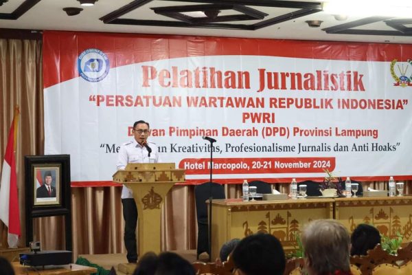 Pemprov Lampung Dukung Profesionalisme Jurnalis Lewat Pelatihan PWRI