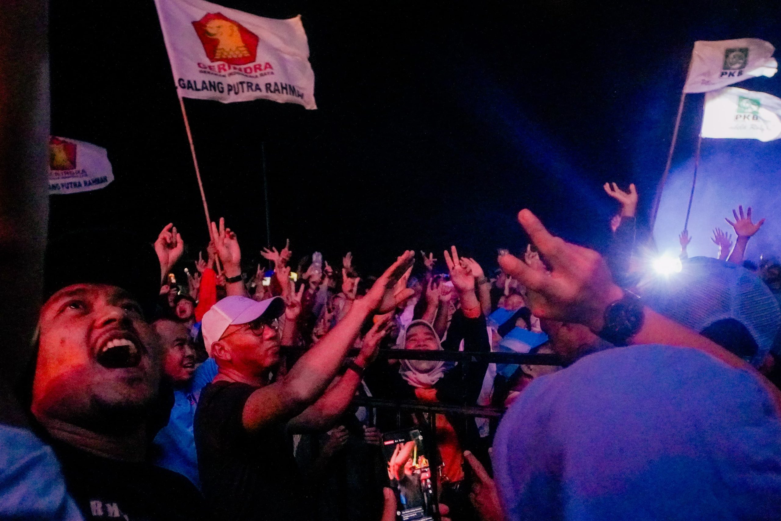 Meriahkan Way Kanan, Konser Riang Gembira Bersama Mirza-Jihan dan Ali Rahman-Ayu Asalasiyah