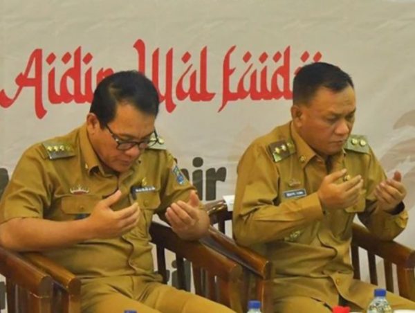 KPU Diskualifikasi Calon Wali Kota Metro Pasangan Wahdi-Qomaru?