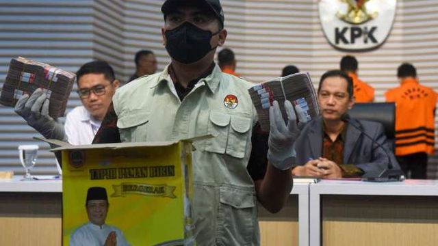 KPK Terbitkan Surat Penangkapan Gubernur Kalsel Sahbirin Noor Menghilang