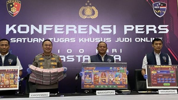 Bareskrim Polri Kembali Gulung Jaringan Judi Online Slot8278, Amankan BB Rp70 Miliar