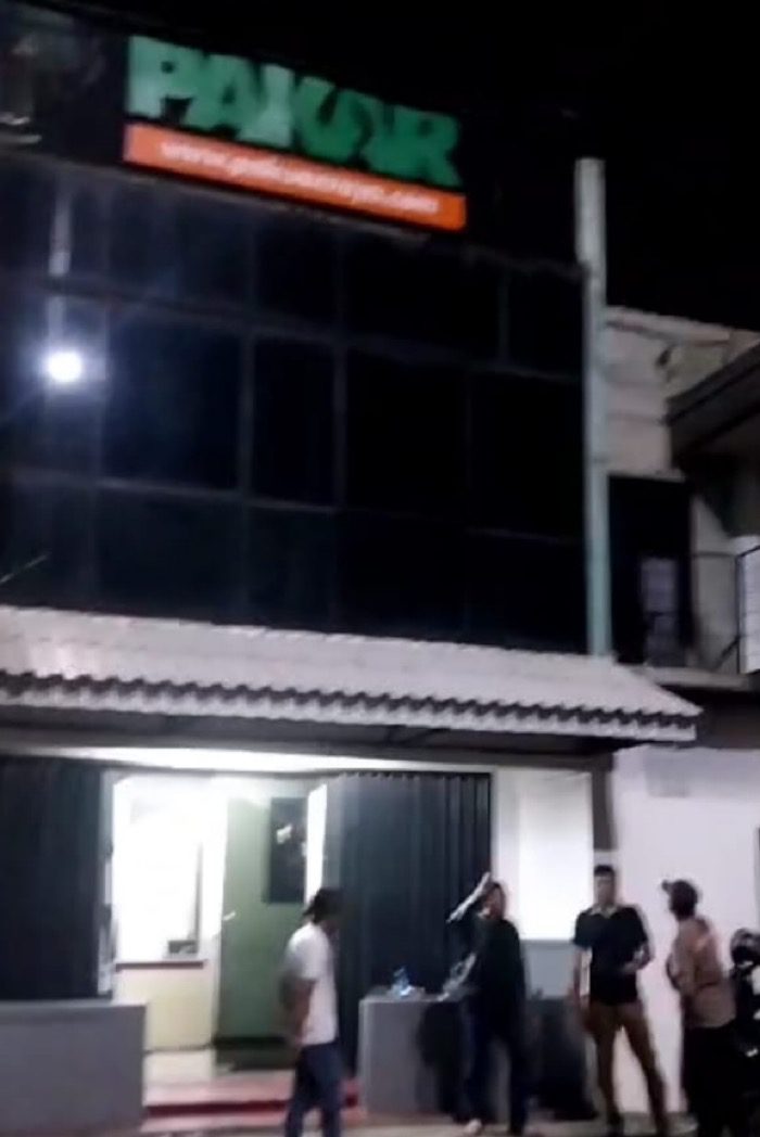 Kantor Redaksi Pakuan Raya Dibakar OTK