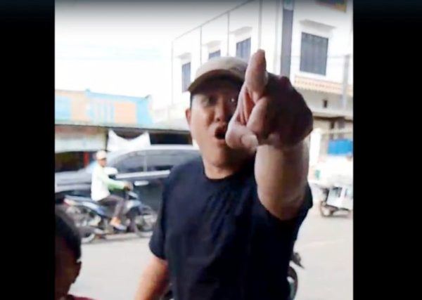 Lapor Pak Kapolda Warga Resah Koboi Sipit Asal Wonosobo Bebas Berkeliaran Setelah Menganiaya dan Nembak Juruparkir, Polsek Malah Sebut Pistol Mainan?