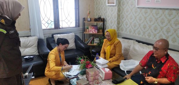 Kejati Lampung Terima Titipan Rp390 Juta Kasus Korupsi Proyek Jalan di Pesisir Barat