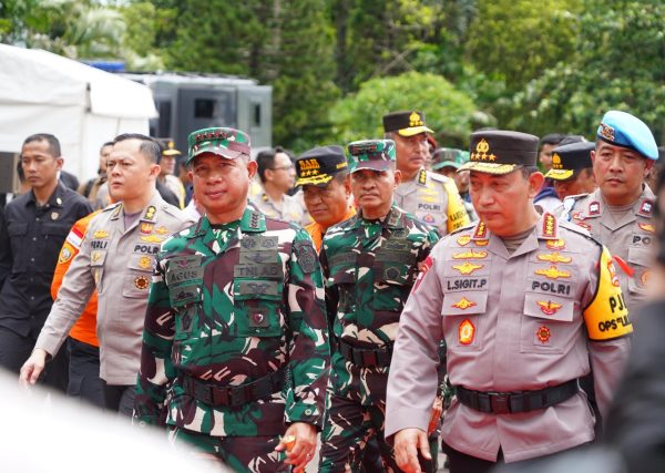 Panglima TNI Terjunkan 80.846 Personel untuk Pengamanan Operasi Lilin 2024
