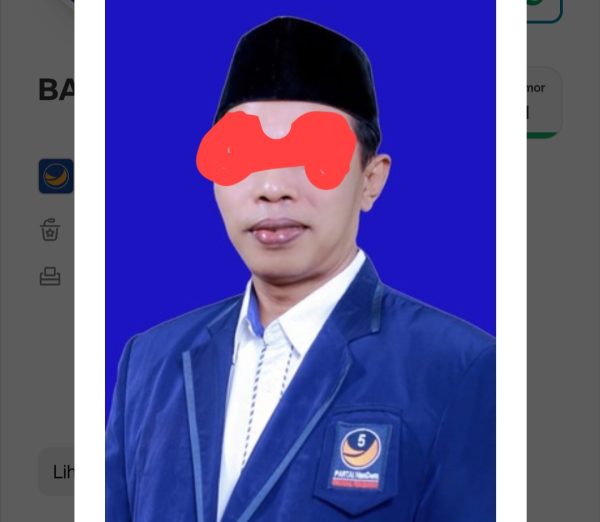 Oknum Anggota DPRD Lampung Timur Digerebek Warga Indehoi Siang Bolong Dengan Istri Orang?
