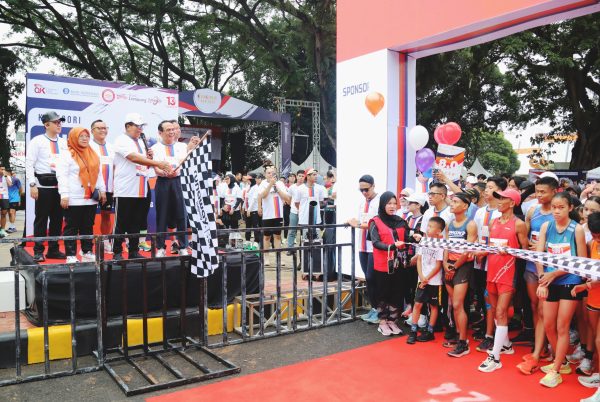 Pj Gubernur Samsudin Lepas Peserta “Gencarkan Run 2024”