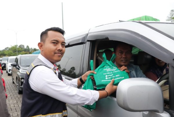 Ops Simpatik, Pemudik Nataru Bisa Cek Kendaraan Gratis di Tol Bakter