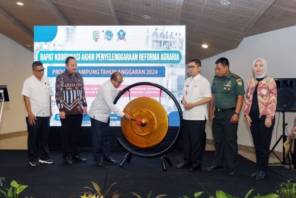 Buka Rakor Akhir Reforma Agraria Tahun 2024, Pj. Gubernur Samsudin Ajak Wujudkan Cita-Cita Reforma Agraria yang Berkeadilan dan Berkelanjutan bagi Masyarakat Lampung