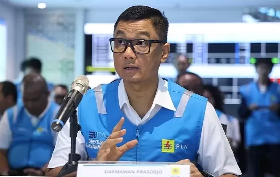 Bersama Keluarga Dirut PLN Darmawan Prasodjo Kerap Pelesiran Keluar Negeri Gunakan Anggaran PLN?