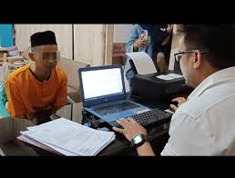 Kenal di Aplikasi Tantan, Pedagang Buah Cekoki Bocah Kelas 6 SD Dengan Anggur Merah Lalu Distubuhi Berulang