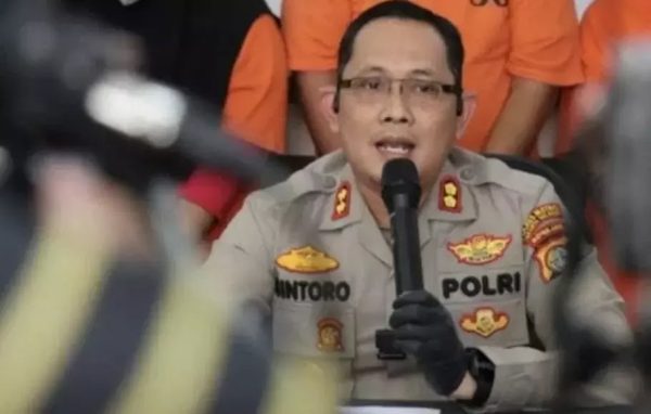 Dua Mantan Kasat Reskrim Metro Jakarta Selatan dan Kanit serta kasubnit Resmob Ditahan Propam PMJ