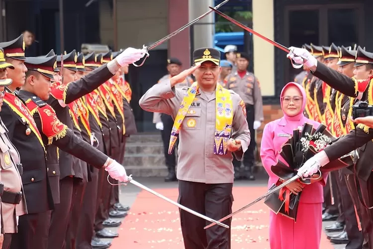 Kombes Abdul Waras Pimpin Polres Metro Depok, ini Profil