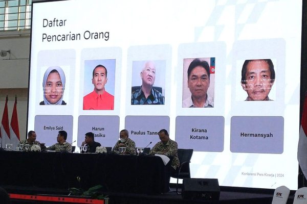KPK Tangkap Buron Korupsi E-KTP Paulus Tannos di Singapura 