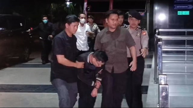 Tiga Pria Mengaku Pegawai KPK Ditangkap Gunakan Sprindik dan Surat Panggilan Untuk Mantan Bupati