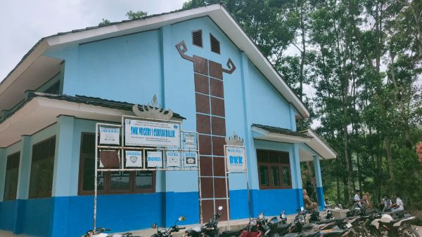 Dugaan Pungli di SMKN 1 Cukuh Balak: Wali Murid Harapkan Evaluasi dari Dinas Terkait