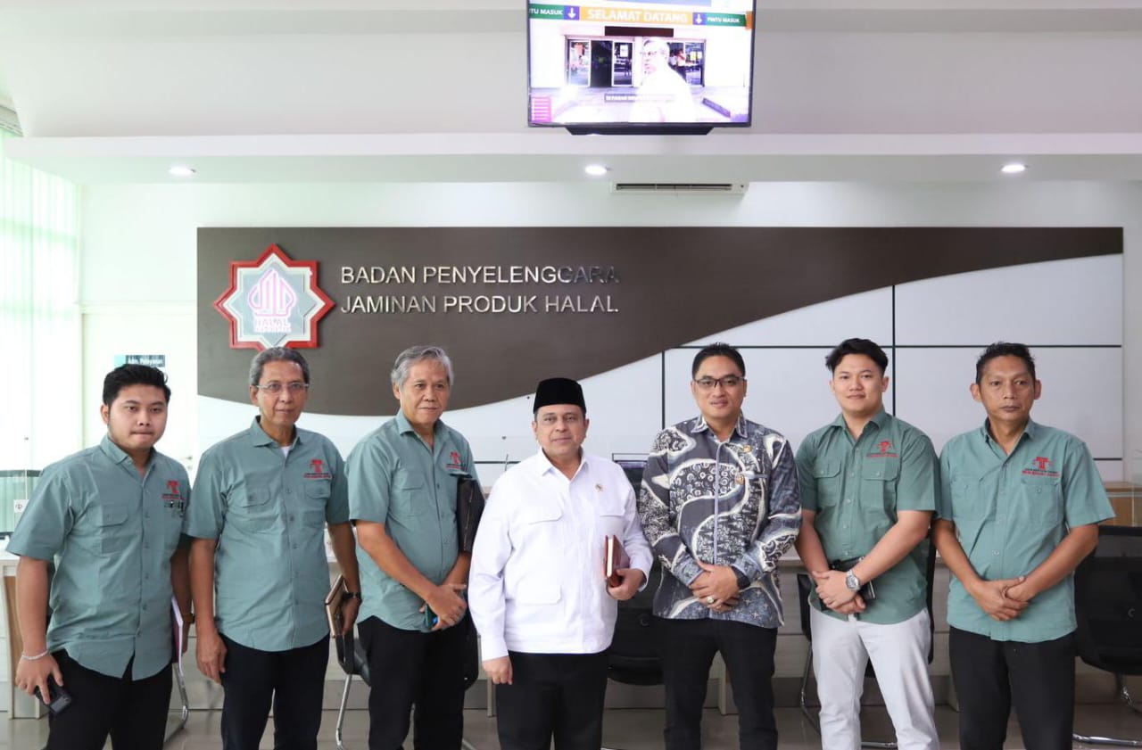 Haikal Hassan Ajak Kantor Hukum Poetra Nusantara Sosialisasikan Sertifikasi Halal